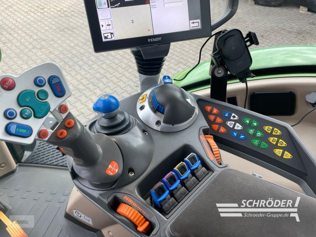 Traktor типа Fendt 720 VARIO S4 PROFI PLUS | RTK | CARGO 5X, Gebrauchtmaschine в Wildeshausen (Фотография 15)